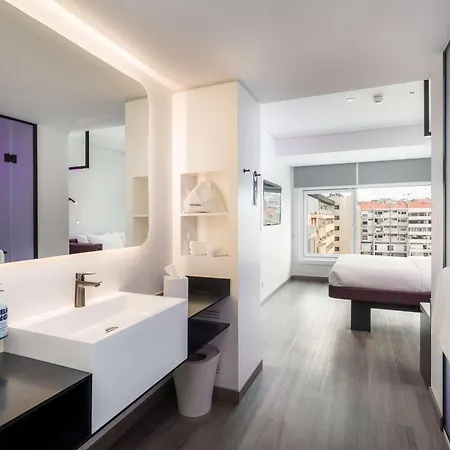 酒店 Yotel 4*