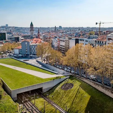 Hotel Yotel 4*