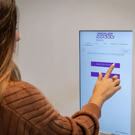 Yotel Oporto