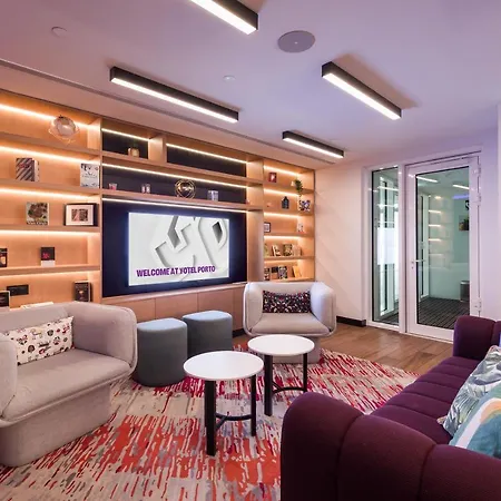 Yotel Hotel