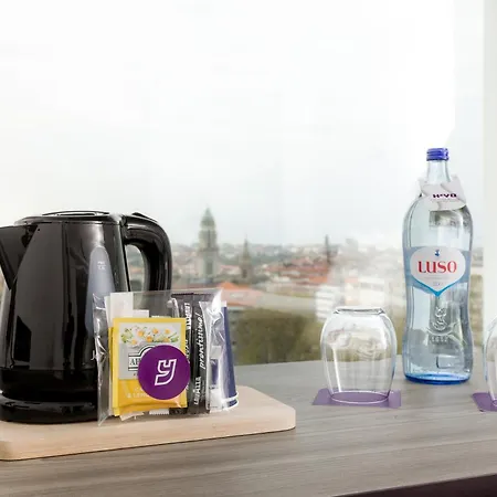 Yotel Hotel 4*