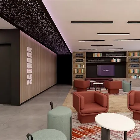 Yotel 4*
